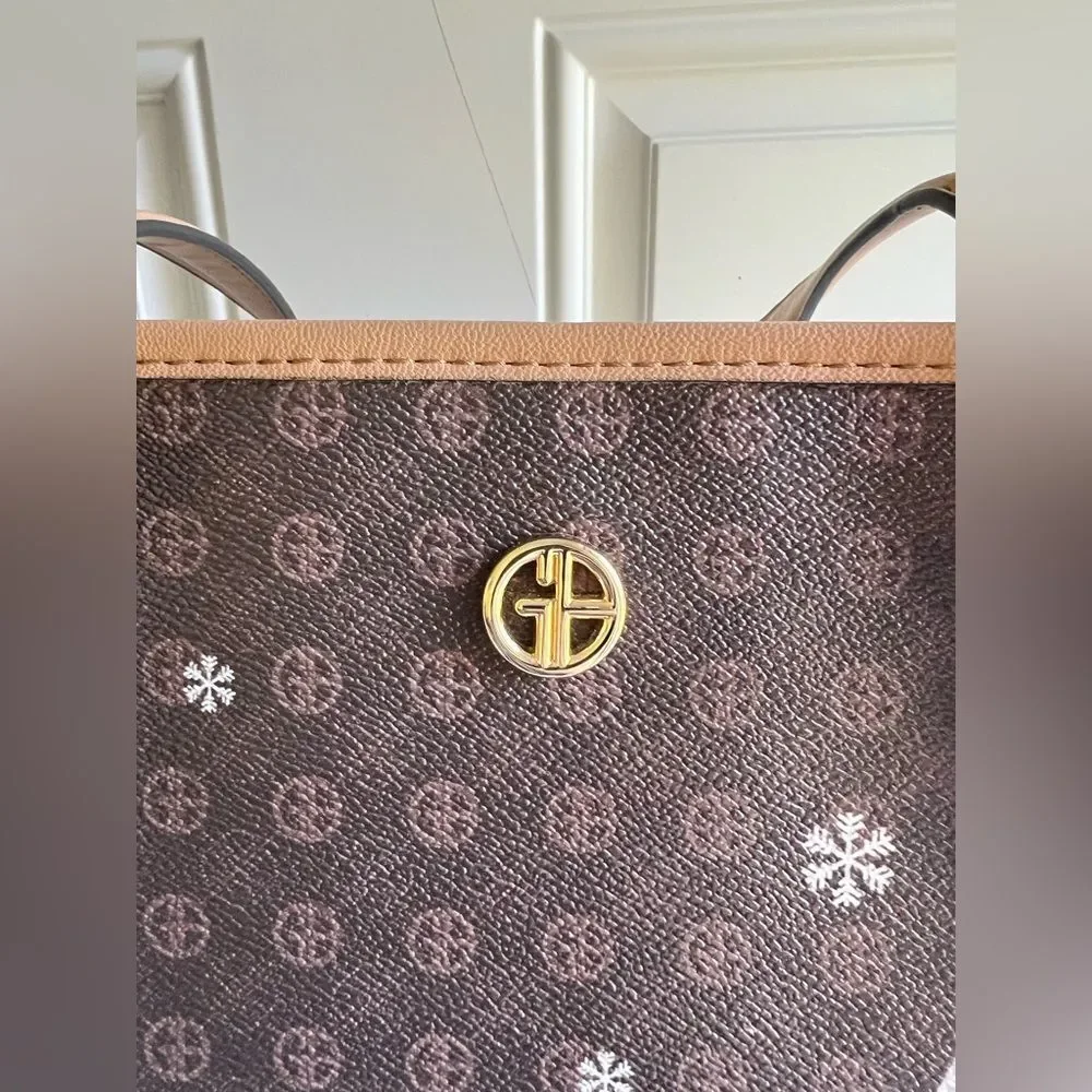 Giani Bernini Signature Bears Tote Shoulder Bag Limited Edition Holiday